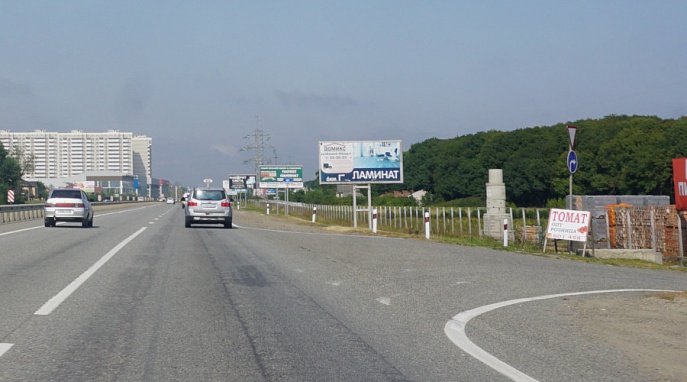 Рекламный щит (билборд) трасса Кавказ М29 040км+00м Крискентия справа (код  ЮО_09)